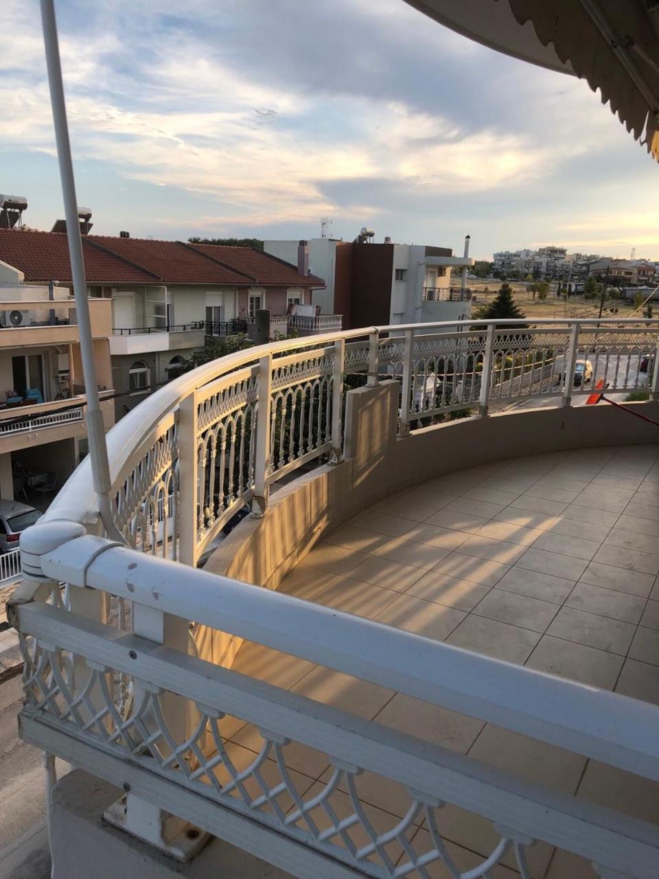 אלכסנדרופולי 3 Bedroom Apartment, 115M2 מראה חיצוני תמונה